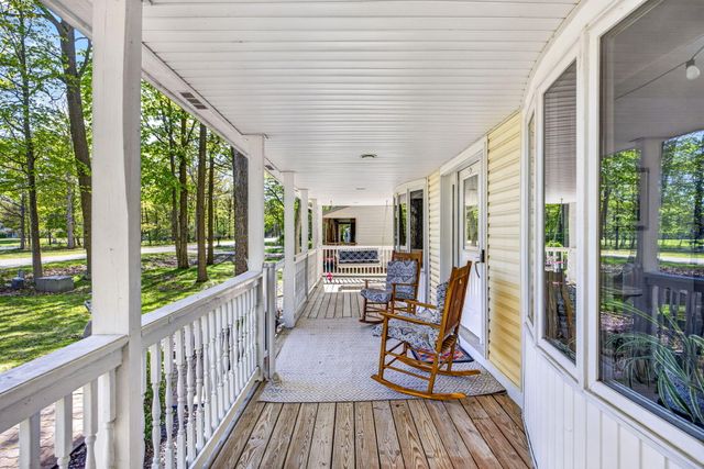 6908 Club House Drive E, Canadian Lakes, MI 49346
