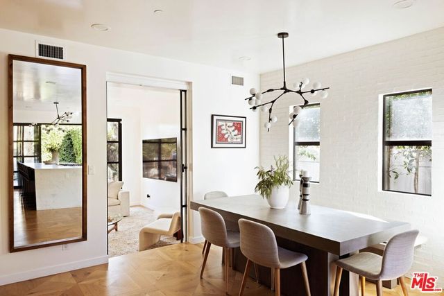 3024 Stanford Avenue, Los Angeles, CA 90292