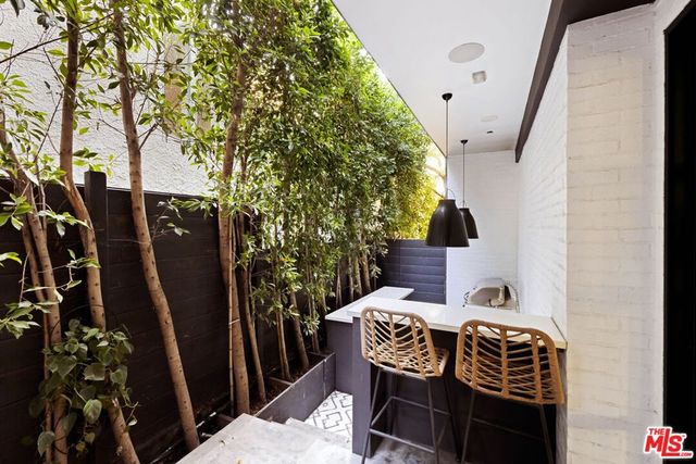 3024 Stanford Avenue, Los Angeles, CA 90292