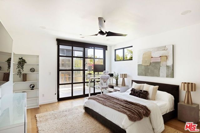 3024 Stanford Avenue, Los Angeles, CA 90292