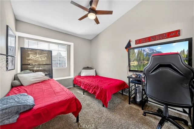 22839 Banyan 332, Saugus, CA 91390