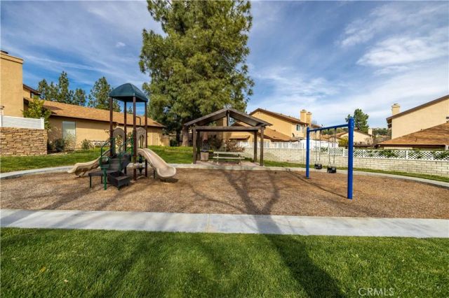 22839 Banyan 332, Saugus, CA 91390