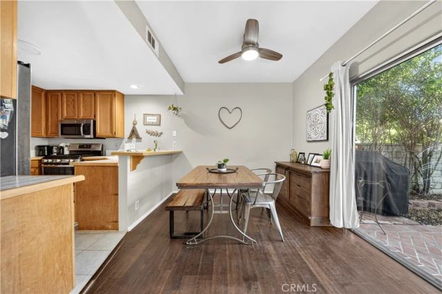 22839 Banyan 332, Saugus, CA 91390