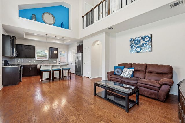 9510 Tanager WAY 111, Austin, TX 78748