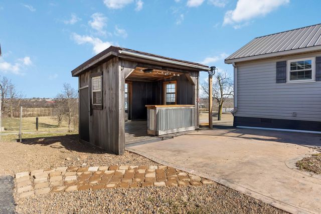 1103 Cornishville Road, Harrodsburg, KY 40330