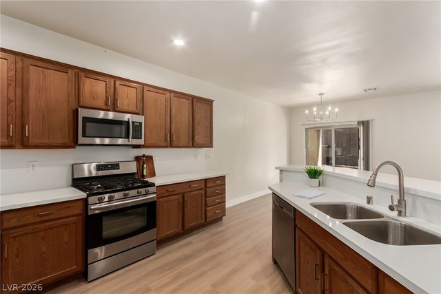 2372 Wood Village Drive, Henderson, NV 89044