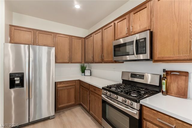 2372 Wood Village Drive, Henderson, NV 89044