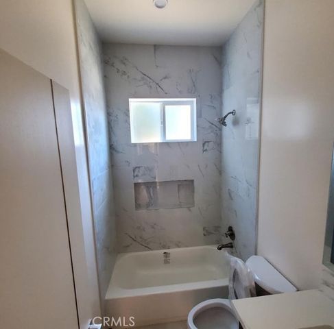 3765 Globe, Los Angeles, CA 90066