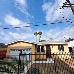 3765 Globe, Los Angeles, CA 90066