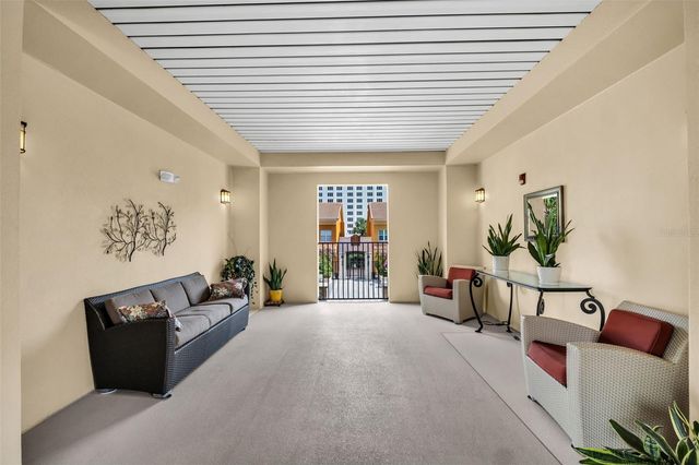 100 4TH AVENUE S 216, St Petersburg, FL 33701