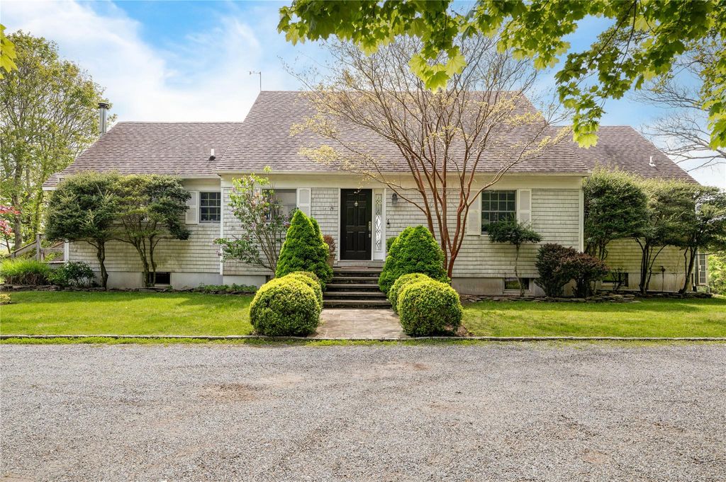 6 Beech Hollow Court, Montauk, NY 11954