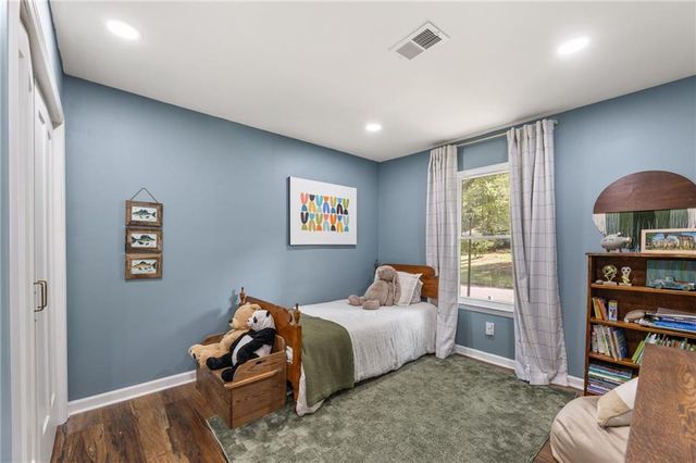 170 Laurel Mill Court, Roswell, GA 30076