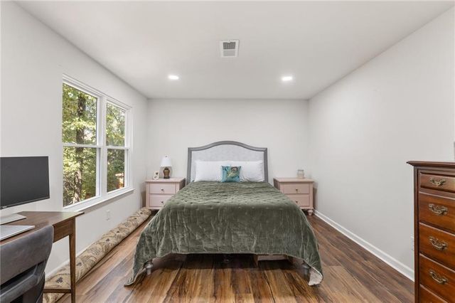 170 Laurel Mill Court, Roswell, GA 30076