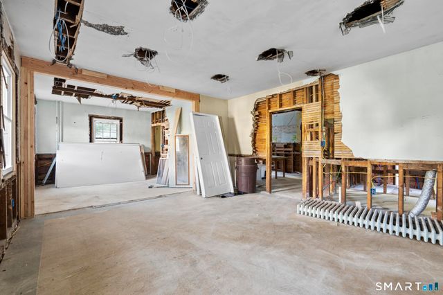 41 Old Farms Road, Avon, CT 06001