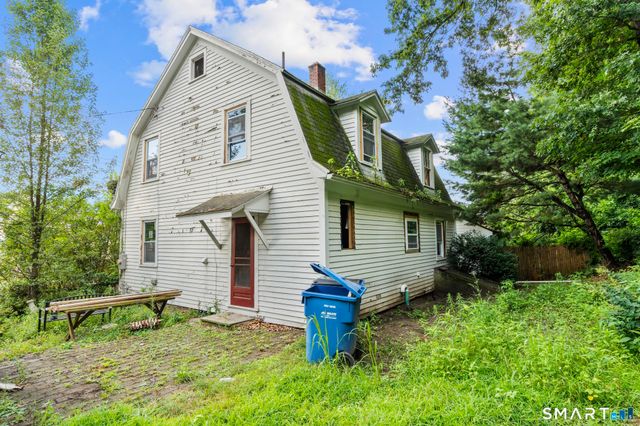 41 Old Farms Road, Avon, CT 06001