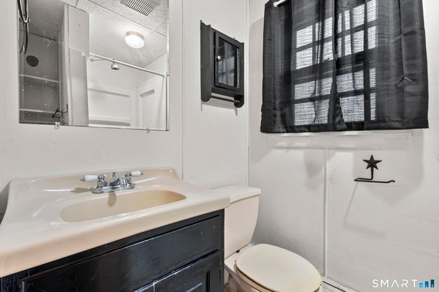 41 Old Farms Road, Avon, CT 06001