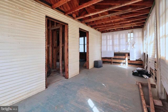 1009 CONGRESS ST SE, Washington, DC 20032