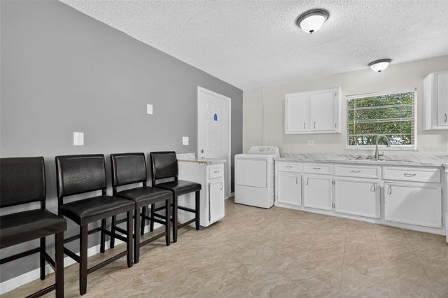 1454 HOWARD STREET, Groveland, FL 34736