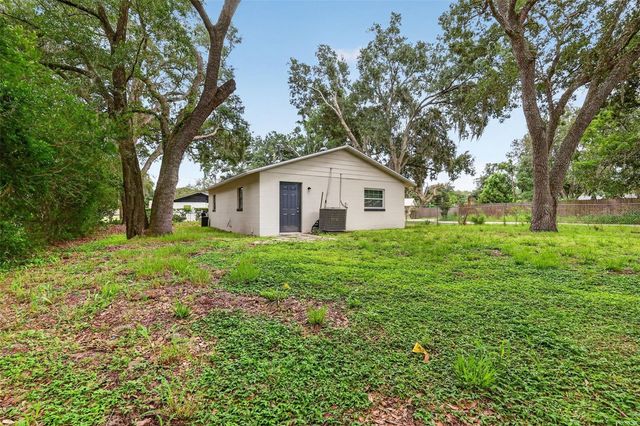 1454 HOWARD STREET, Groveland, FL 34736