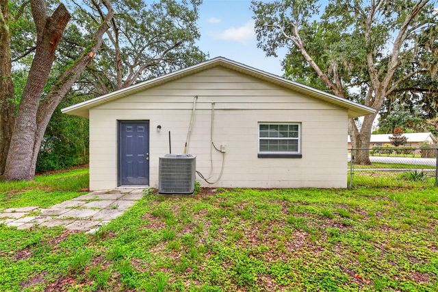 1454 HOWARD STREET, Groveland, FL 34736