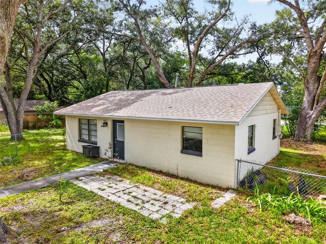 1454 HOWARD STREET, Groveland, FL 34736