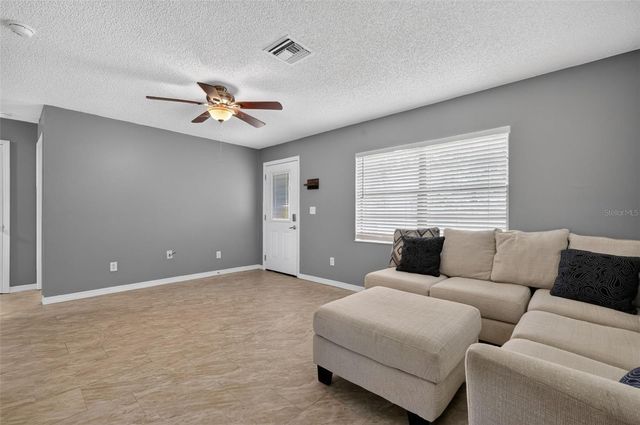 1454 HOWARD STREET, Groveland, FL 34736