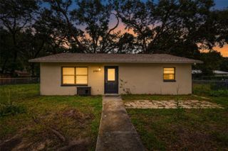 1454 HOWARD STREET, Groveland, FL 34736