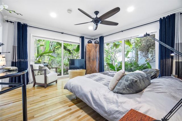 3730 Solana Rd, Miami, FL 33133