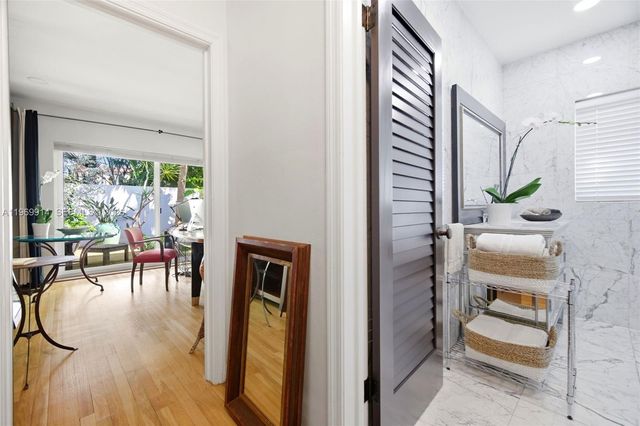 3730 Solana Rd, Miami, FL 33133