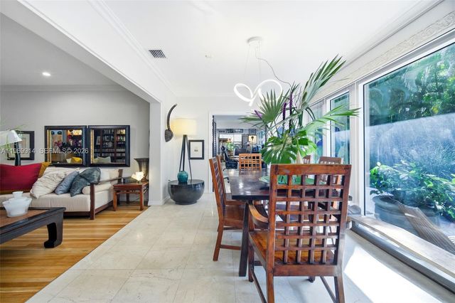 3730 Solana Rd, Miami, FL 33133