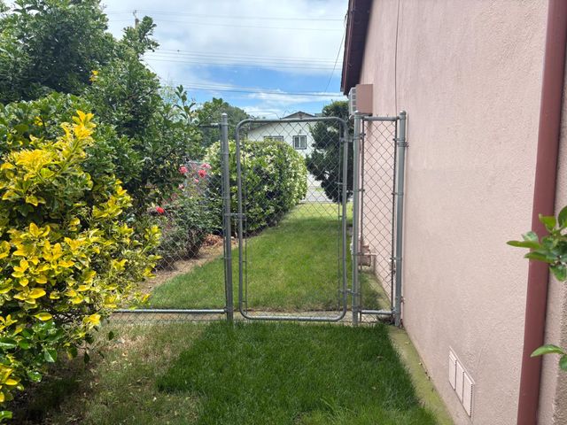 8513 Mariposa Ave, Citrus Heights, CA 95610