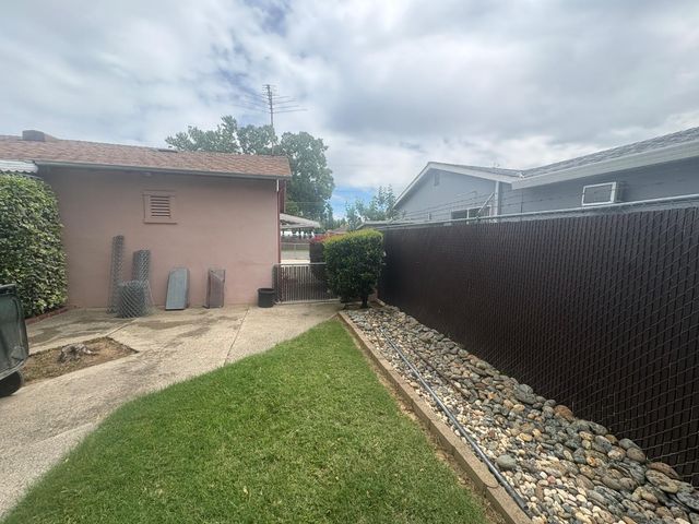 8513 Mariposa Ave, Citrus Heights, CA 95610