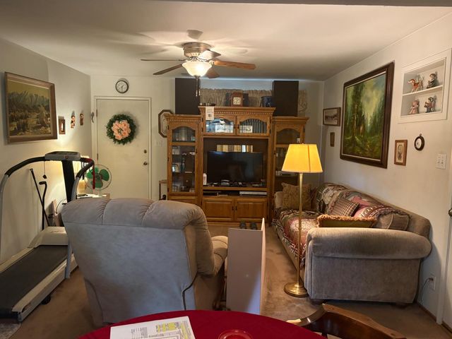 8513 Mariposa Ave, Citrus Heights, CA 95610