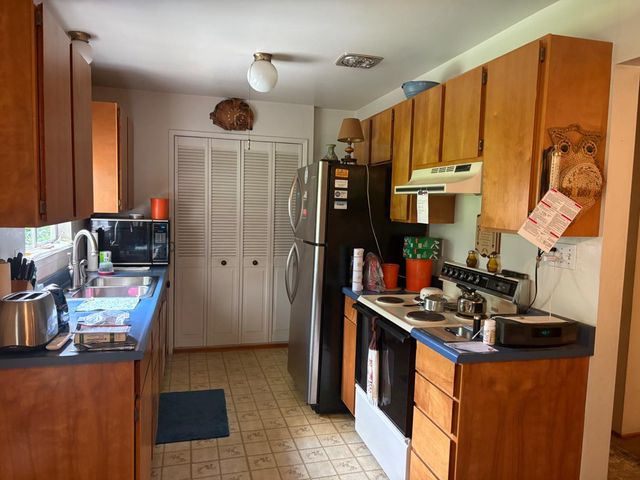 8513 Mariposa Ave, Citrus Heights, CA 95610