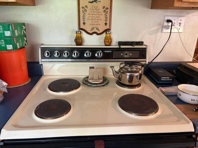 8513 Mariposa Ave, Citrus Heights, CA 95610