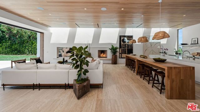 28837 Selfridge Drive, Malibu, CA 90265