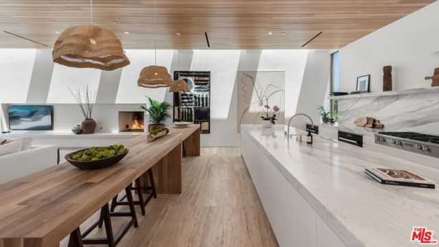 28837 Selfridge Drive, Malibu, CA 90265