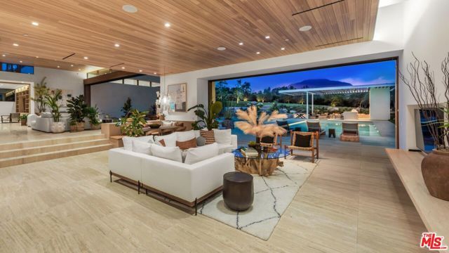 28837 Selfridge Drive, Malibu, CA 90265