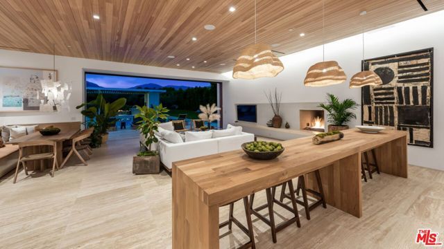 28837 Selfridge Drive, Malibu, CA 90265