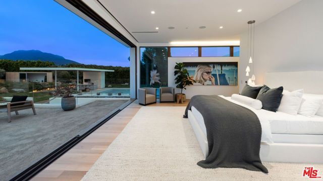 28837 Selfridge Drive, Malibu, CA 90265
