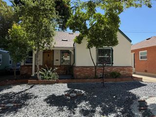 421 40th St, Sacramento, CA 95819