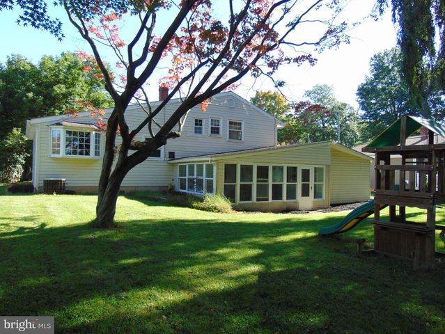3700 W MILL RD, Hatboro, PA 19040