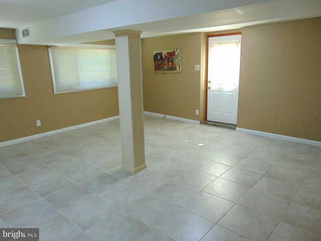 3700 W MILL RD, Hatboro, PA 19040