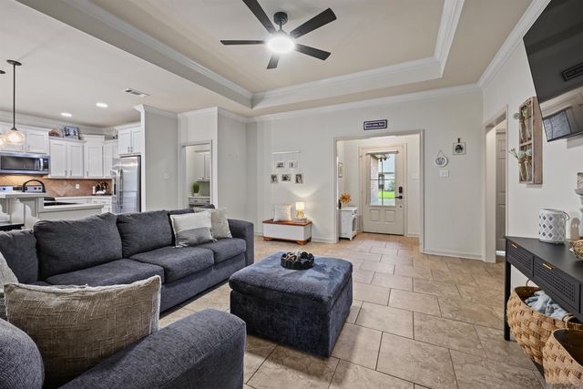 40308 Cold Water Landing, Gonzales, LA 70737