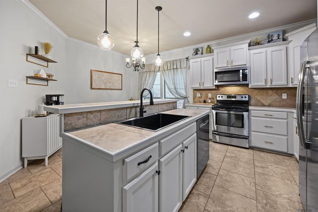 40308 Cold Water Landing, Gonzales, LA 70737