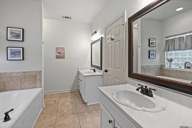 40308 Cold Water Landing, Gonzales, LA 70737