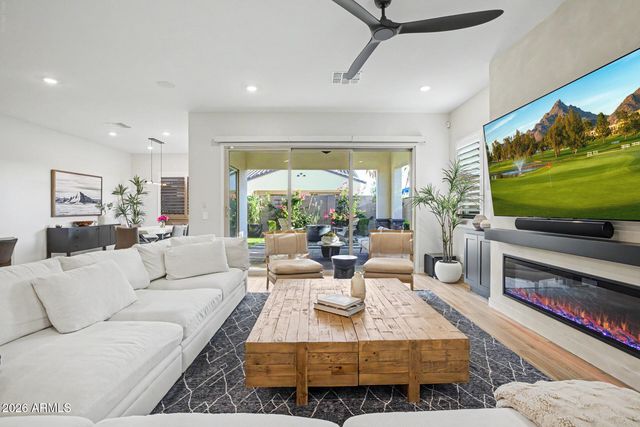 1417 E CHERRYWOOD Place, Chandler, AZ 85249