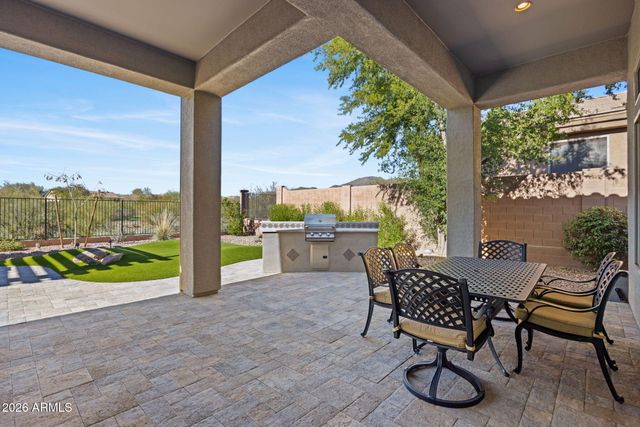 41008 N CLUB POINTE Drive, Anthem, AZ 85086