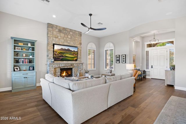 41008 N CLUB POINTE Drive, Anthem, AZ 85086