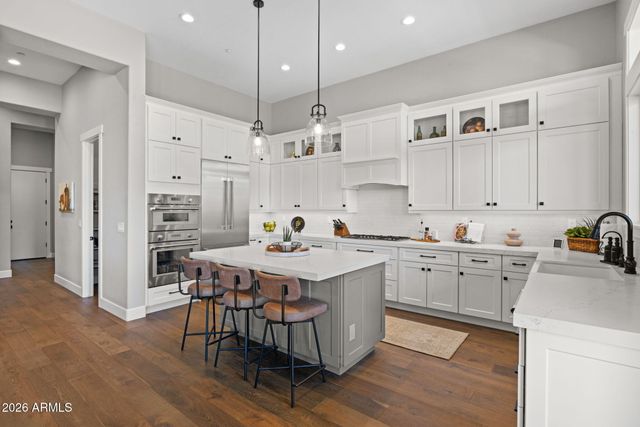 41008 N CLUB POINTE Drive, Anthem, AZ 85086